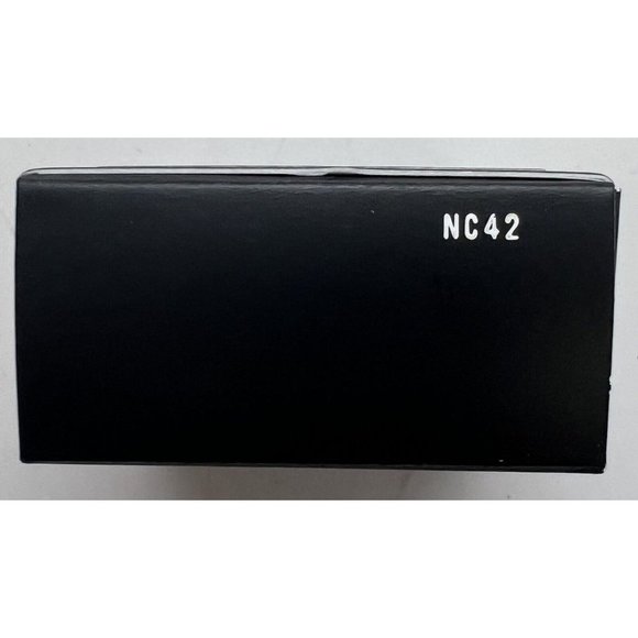 MAC STUDIO FINISH CONCEALER 0.24 oz SPF 35 NC 42 NEW IN BOX - Picture 5 of 5